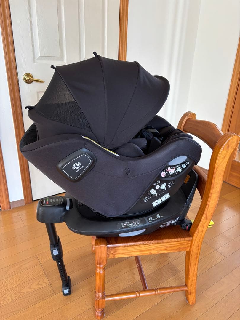 くーさん専用【新品未使用】アップリカ クルリラ ビッテ エックス プラス ブラッ