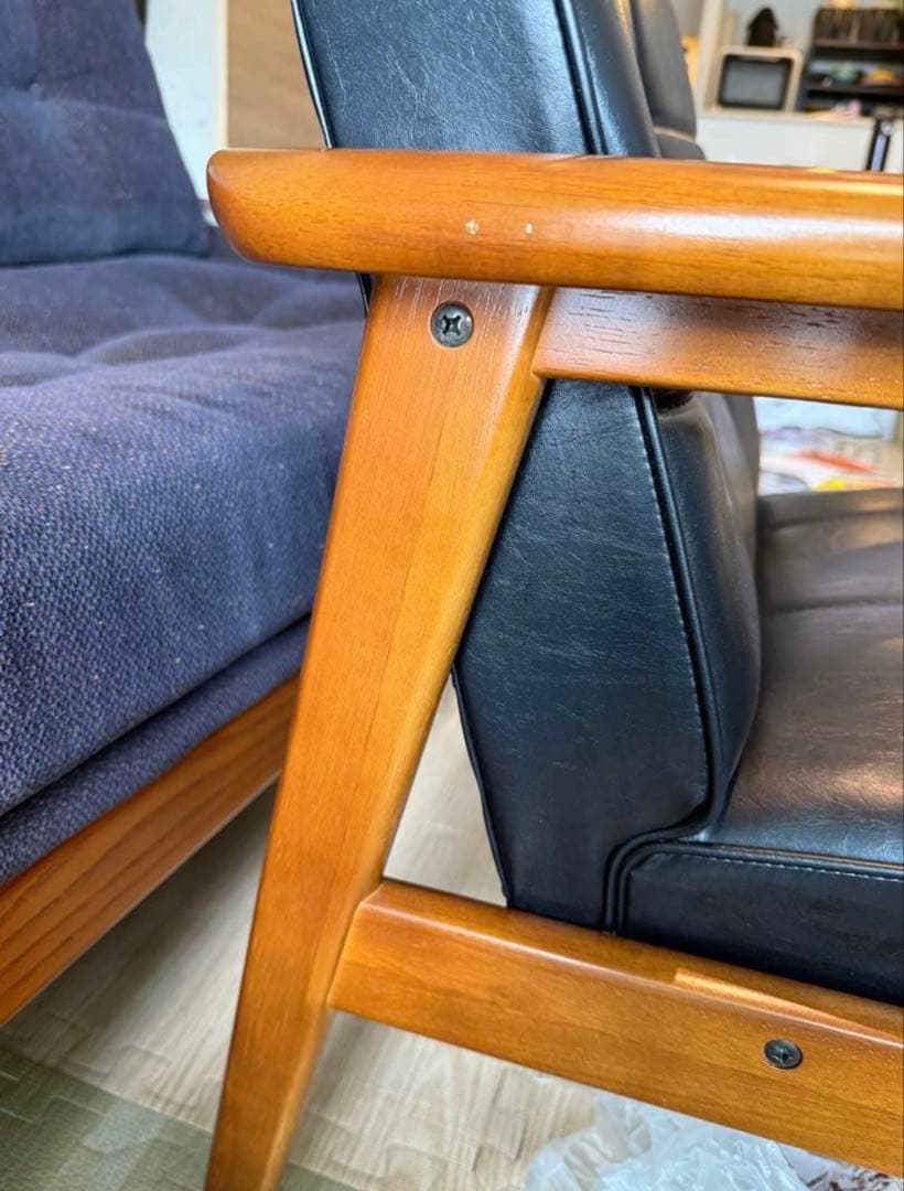 カリモク60 Kチェア 1シーター ブラック オットマン セット