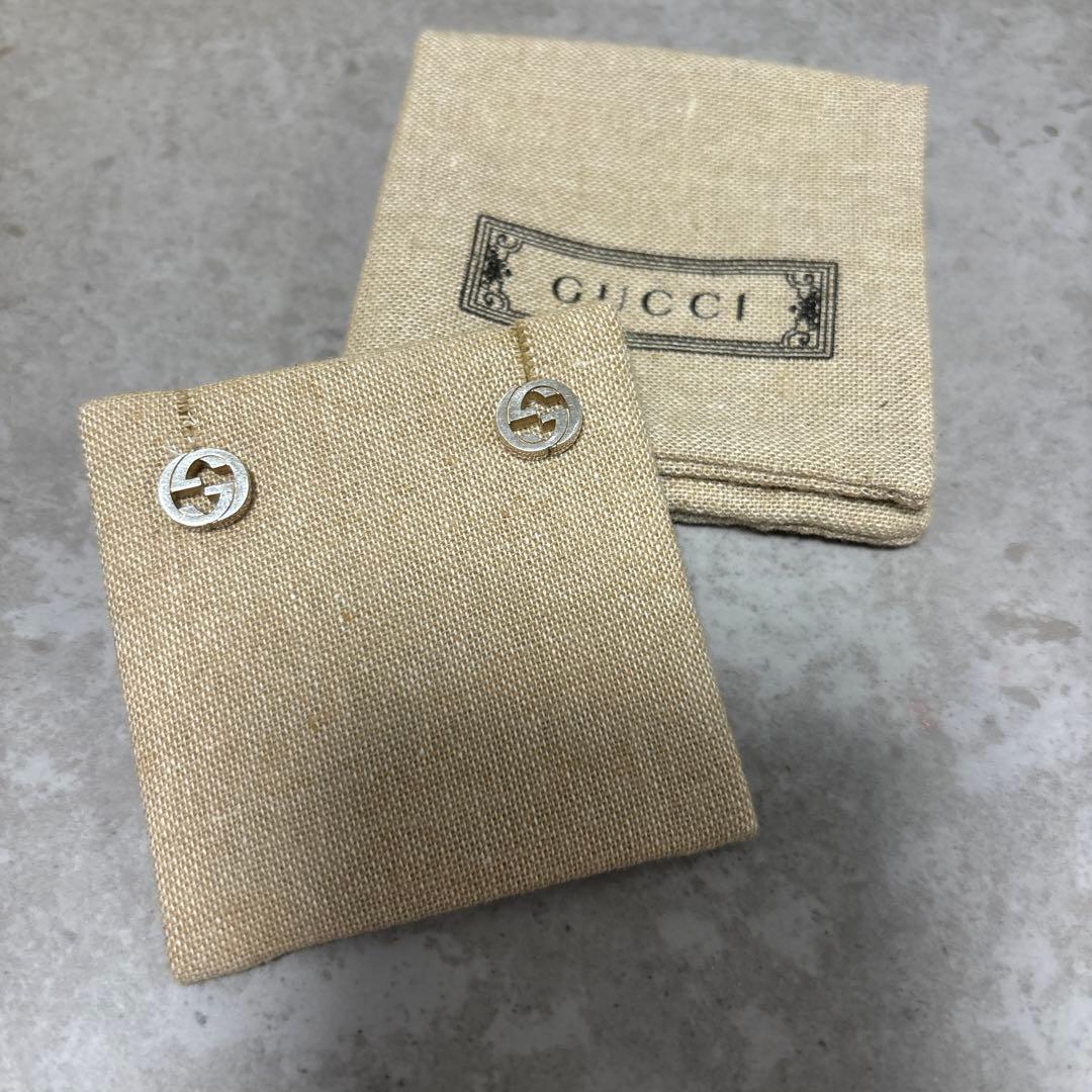 GUCCI GGロゴ シルバー ピアス（両耳用） 箱・タグ付き