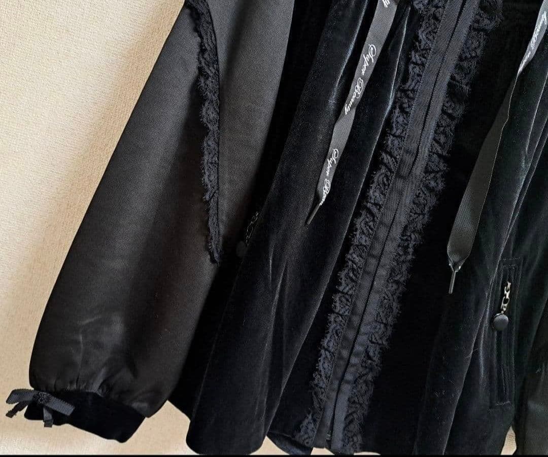 新品定価24200円　スーパービューティー　パーカー　ジャケット　40 M掲載