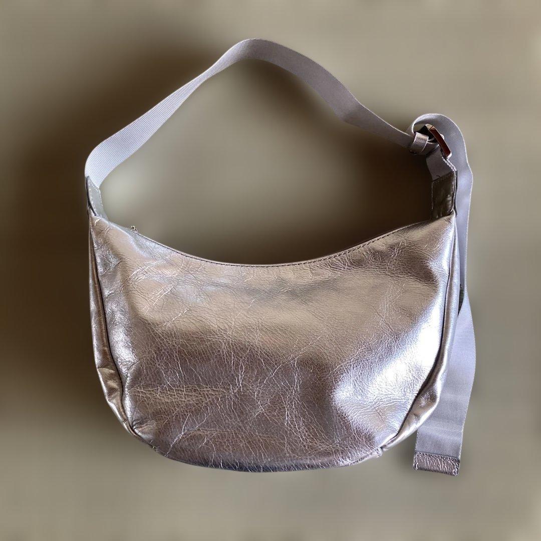 ラシットソフトレザーラウンドショルダーバッグ