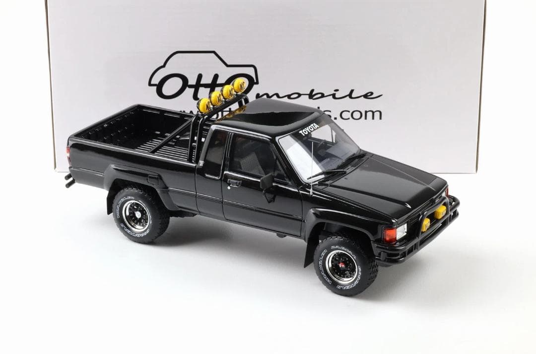 ｈｉｍａｗａｒｉ1/18 トヨタ ハイラックス SR5 ブラック