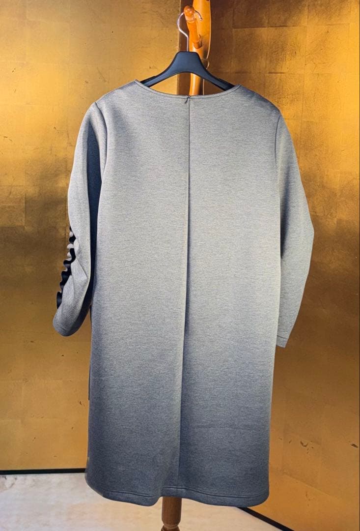 【Reneルネ】新品タグ付き定価57,200円ストレッチワンピース38