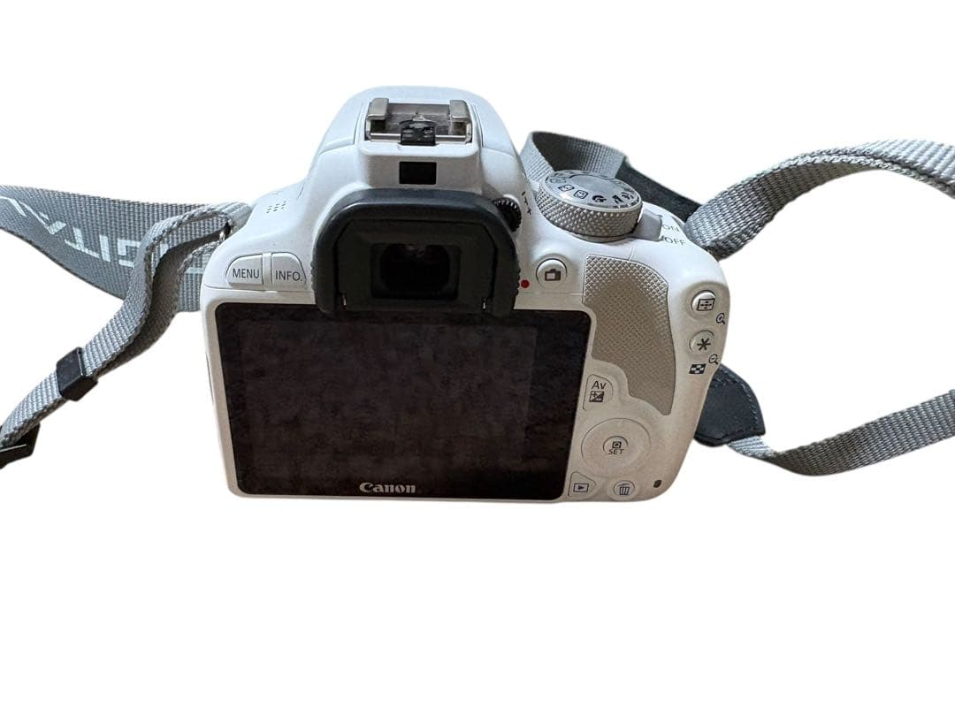 Canon キヤノン EOS Kiss X7 デジタル一眼レフ カメラ レンズ付