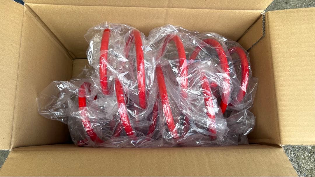 新しいサスペンションスプリング4個セットプリウスphv zvw52 ダウンサス