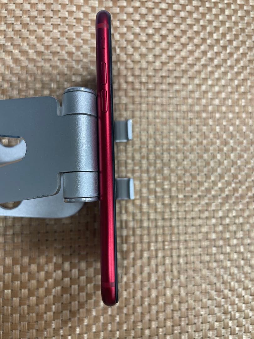 iPhone SE 第3世代 64 GB レッドSIMフリー【2111】