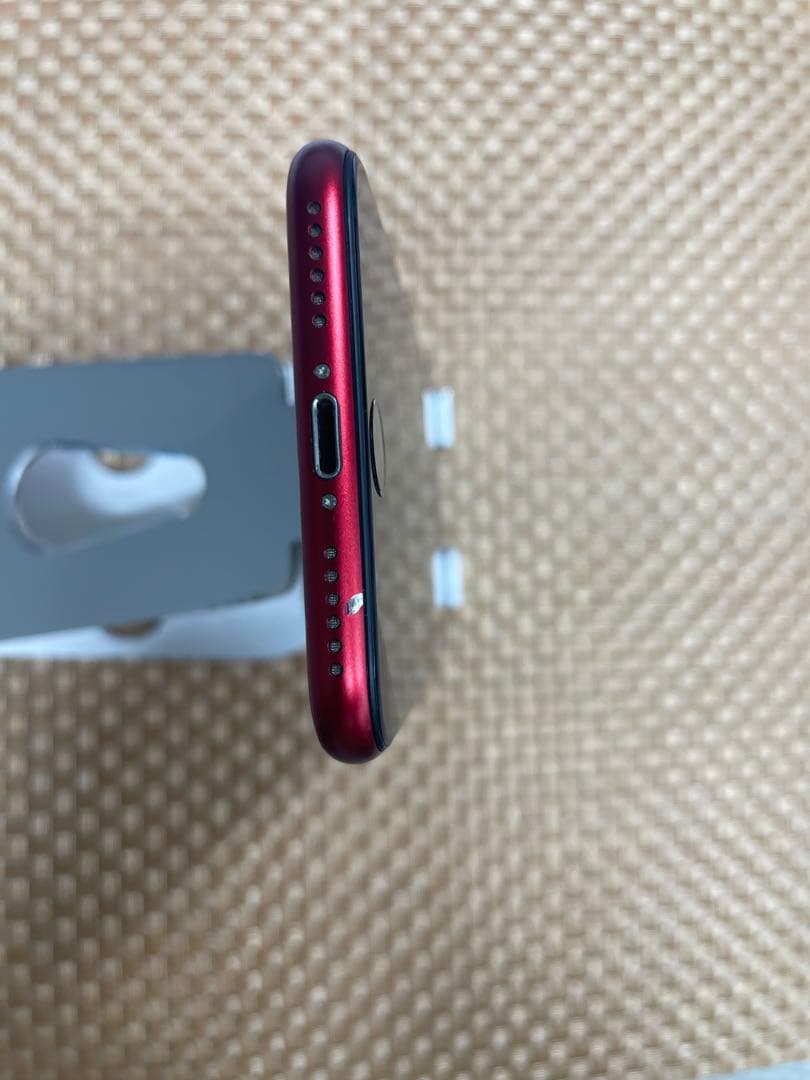 iPhone SE 第3世代 64 GB レッドSIMフリー【2111】