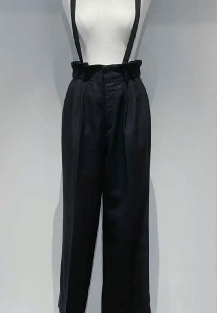 シーニュ　cygne ウエストギャザータックサスペンダーパンツ　ブラック　0