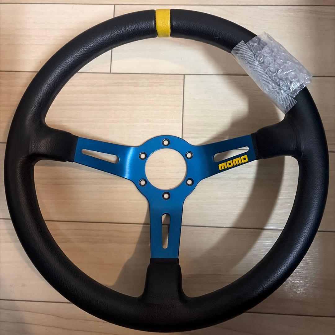 リ*ナ様 MOMOステアリング　ディープコーン　MOD08 ブルースポーク