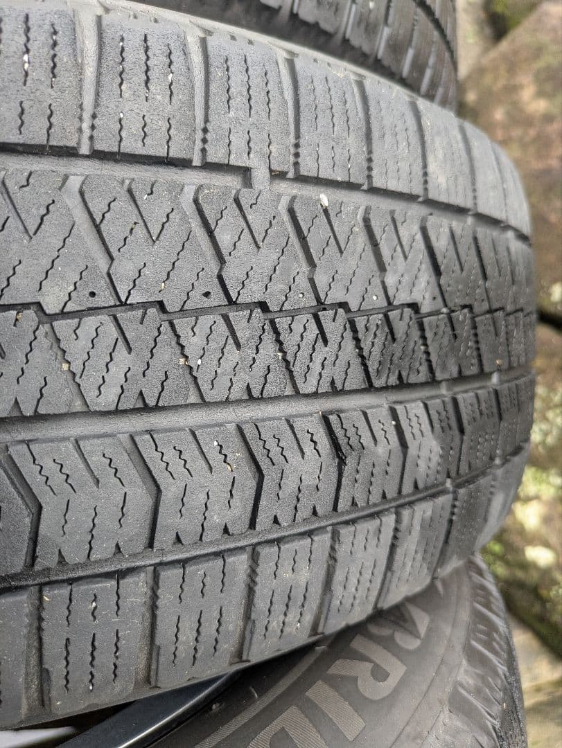 手渡し限定ノアヴォクシー205/60R16 スタッドレス＆ホイール4本セット