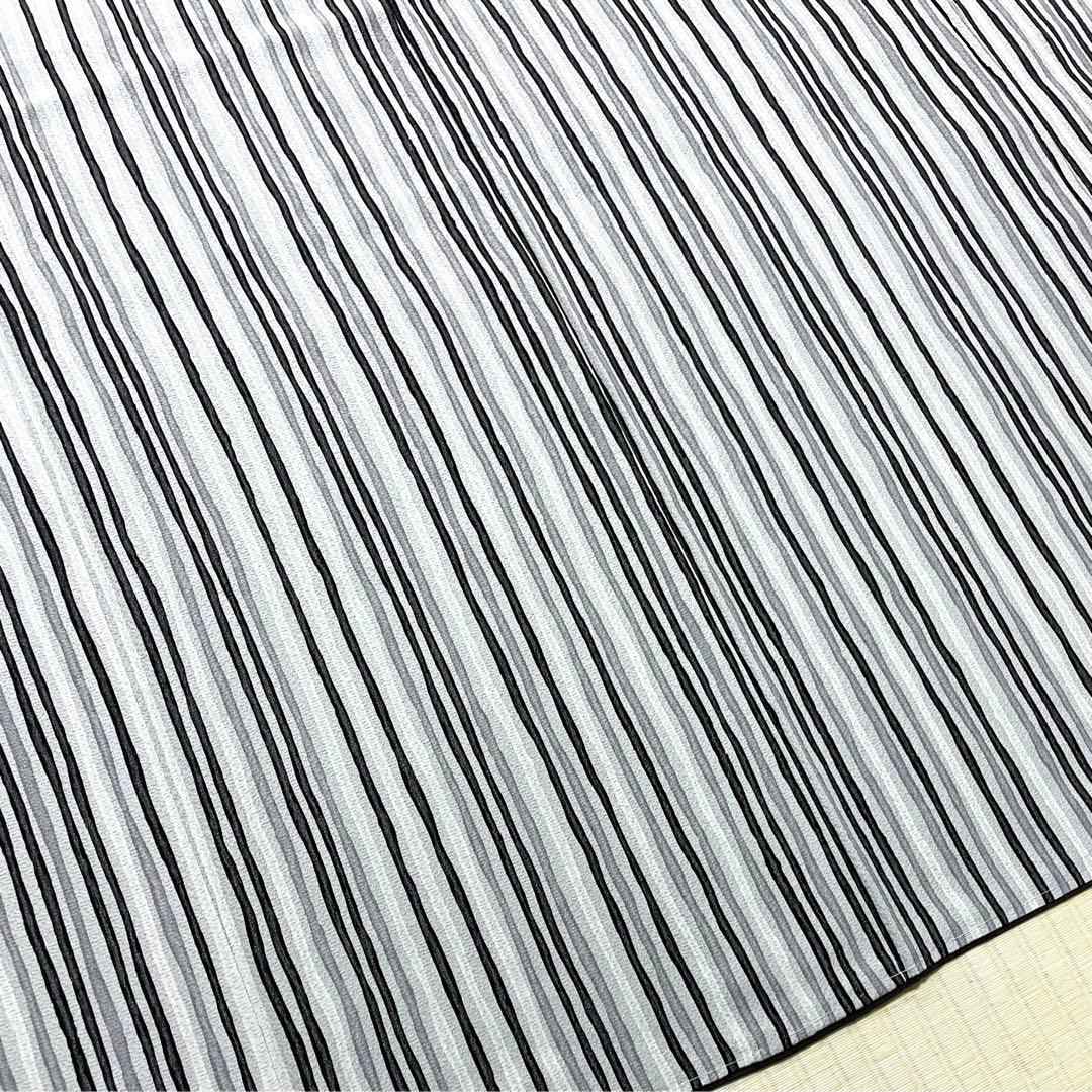 縞の染め グレー系 小紋