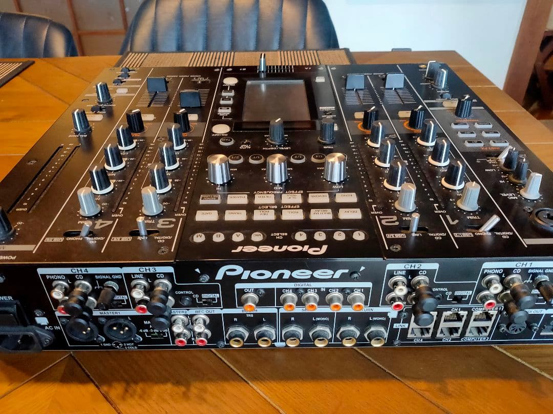 Pioneer DJM 2000 nexus DJミキサー