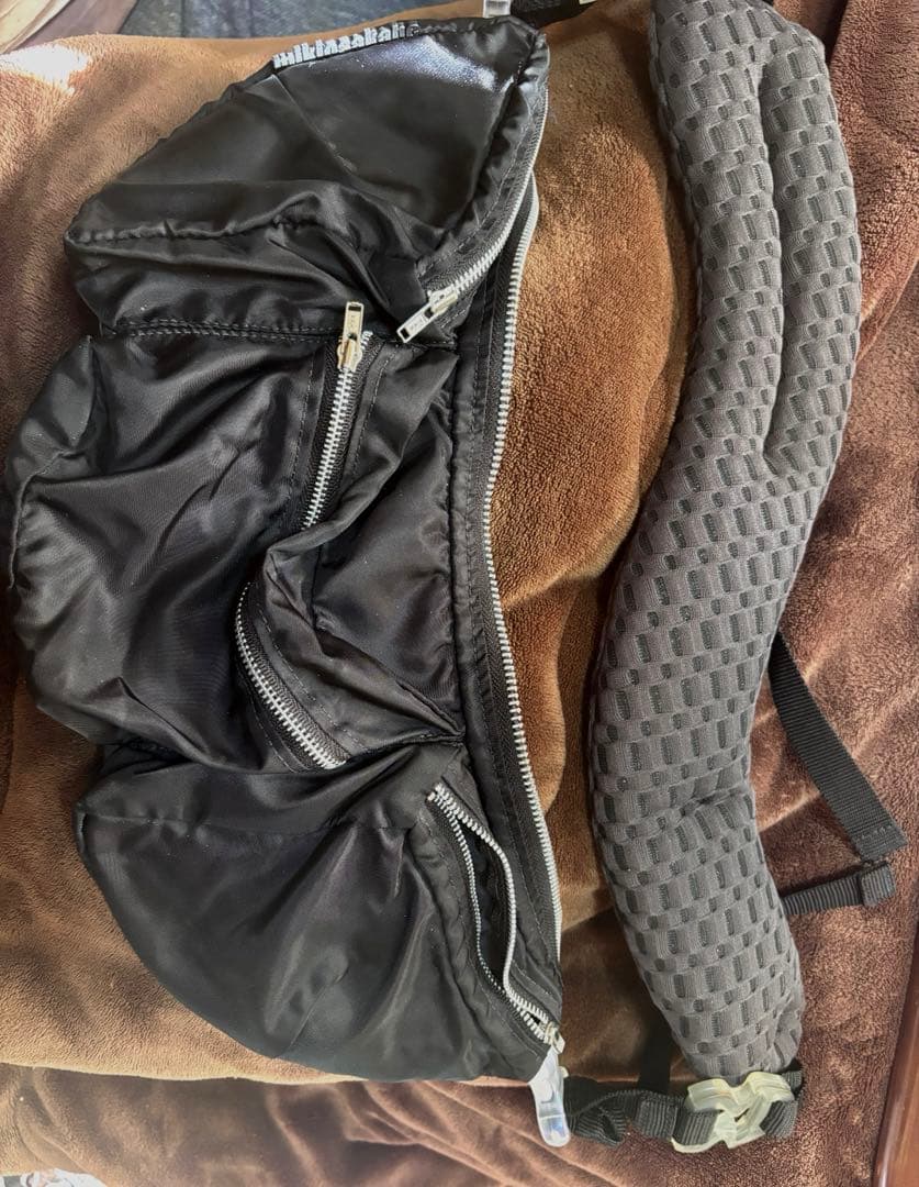 mikiosakabe ショルダーバッグ　ブラック