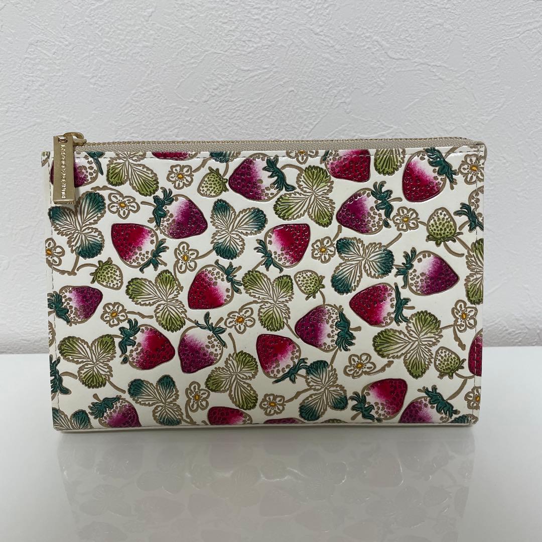 文庫屋大関　いちご柄ポーチ　新品未使用　完売品