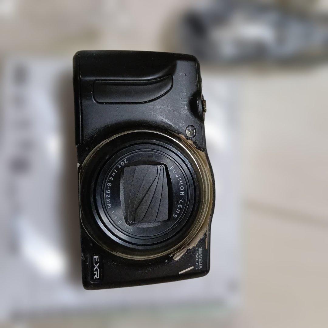 FUJIFILM Fine pix F800EXR ファインピクス　早い勝ち