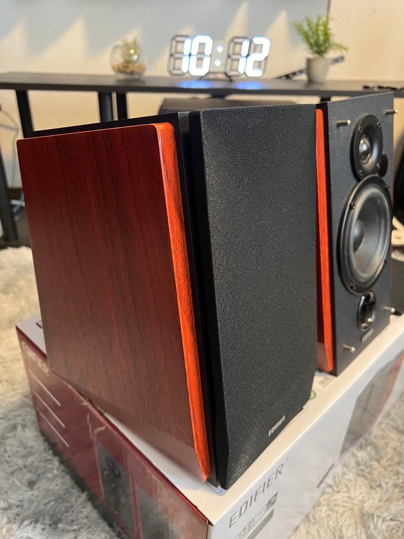 スピーカー・ウーファー Edifier R1700BT