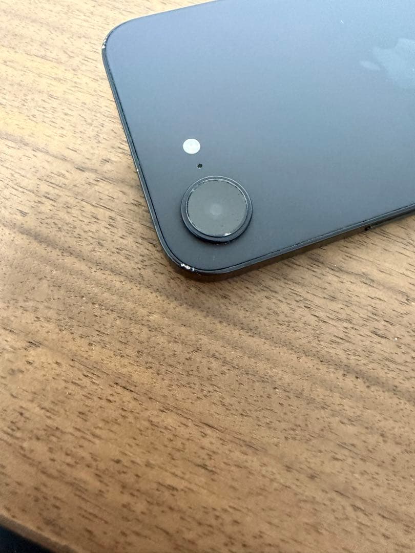 iPhone 16e 128gb ブラック 画面割れ