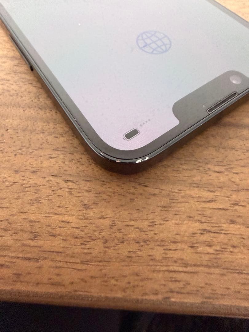 iPhone 16e 128gb ブラック 画面割れ