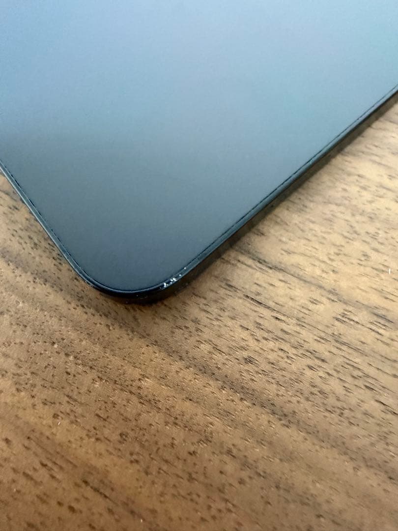 iPhone 16e 128gb ブラック 画面割れ