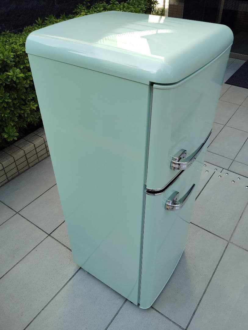 ⭐️2024年式 かわいい2枚扉冷凍冷蔵庫　東京都/神奈川県送料無料