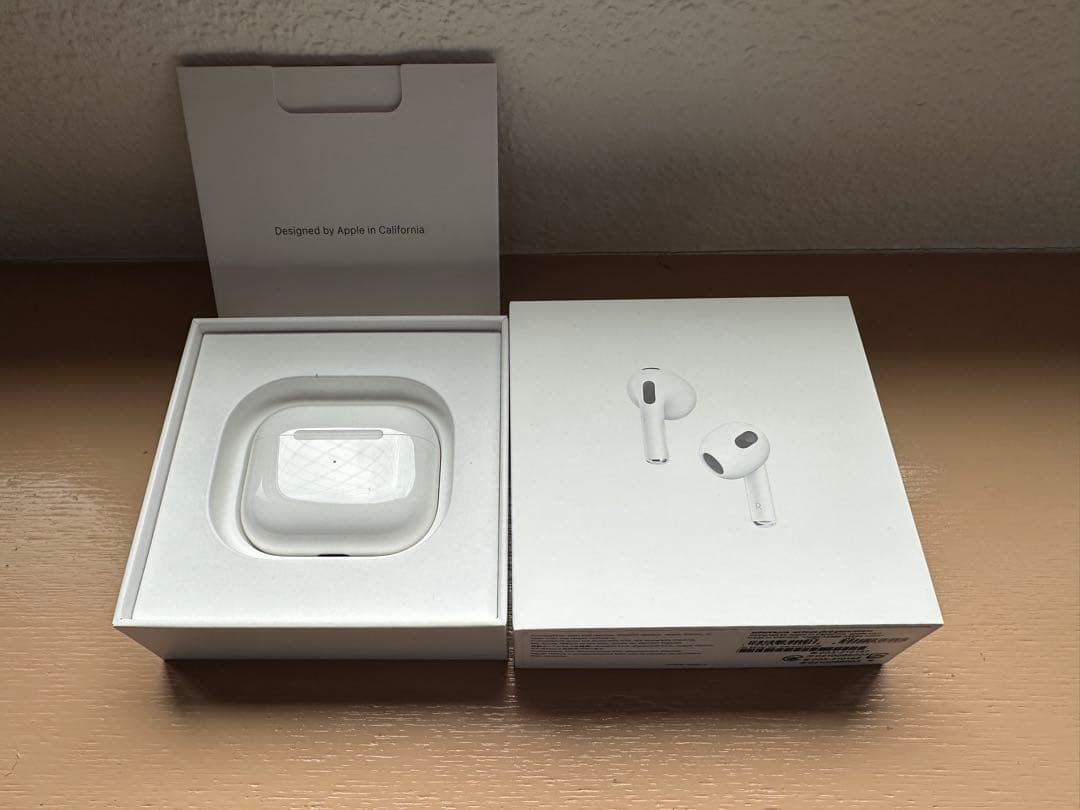 AirPods 第3世代　本体 ホワイト 充電ケース付き