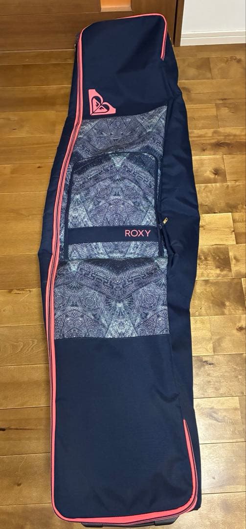 【美品】ROXY スキー　スノーボード　大容量キャリー付きケース