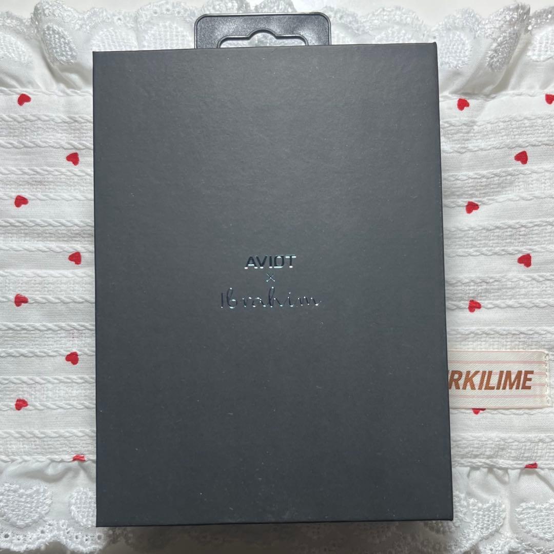 【期間限定値下げ】イブラヒム ワイヤレスイヤホン AVIOT にじさじ