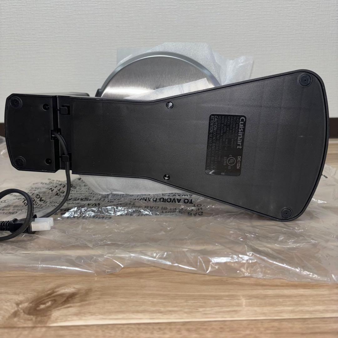 クイジナート フリップ式 ダブルワッフルメーカー WAF-F40