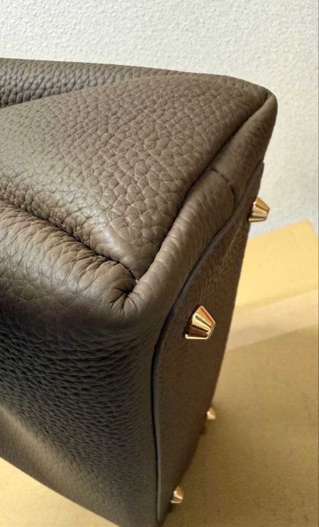 お値下げ！HAYNI ヘイニ　マロエ　ハンドバッグ ショルダーバッグ　トープ