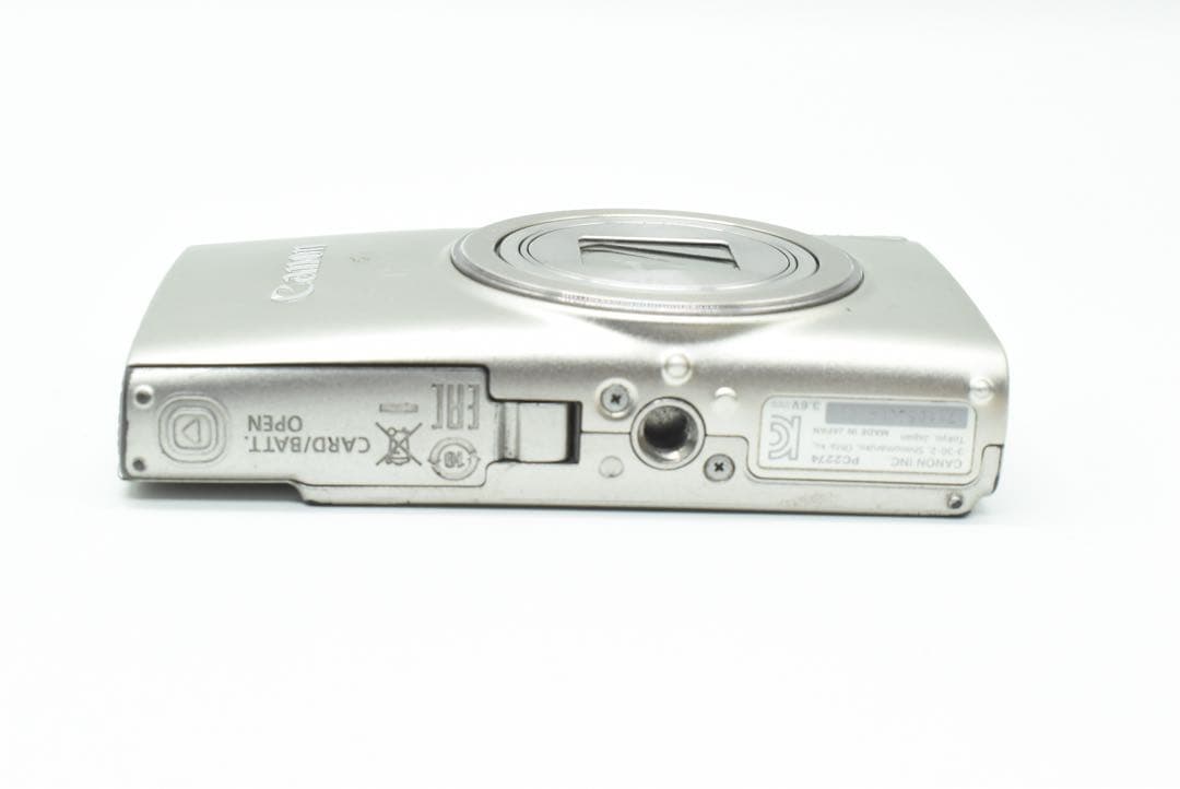 Canon キャノン　コンパクトデジタルカメラ IXY650