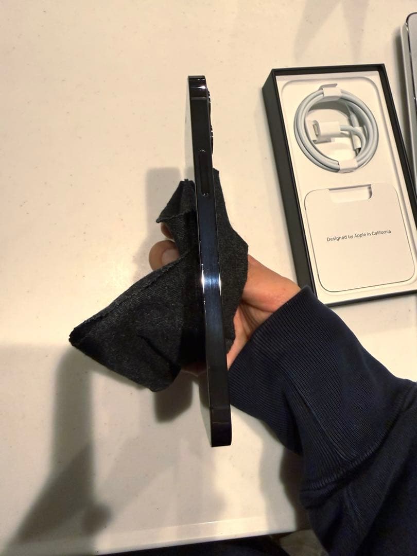 iPhone 12 Pro（128GB／グラファイト）