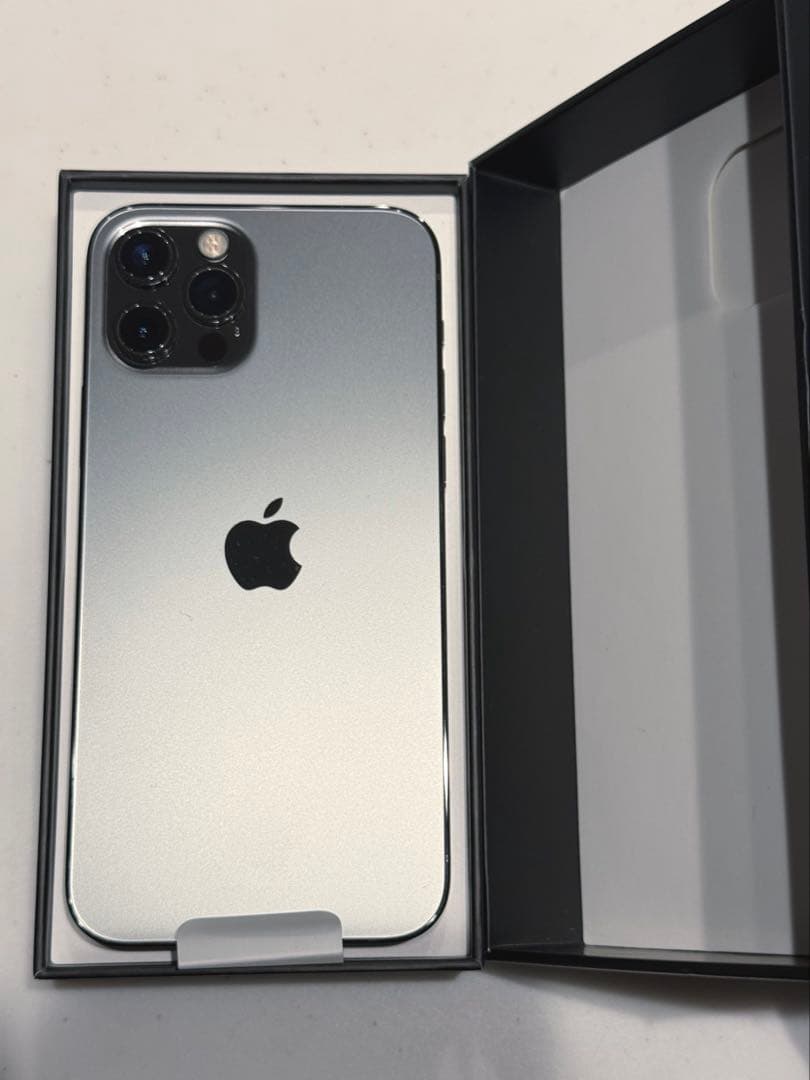 iPhone 12 Pro（128GB／グラファイト）