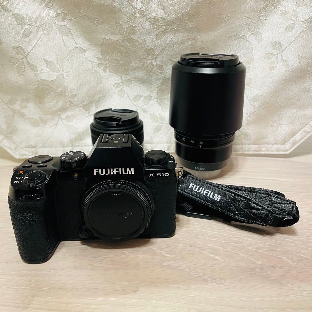 富士フイルム FUJIFILM X-S10 ダブルズームレンズキット