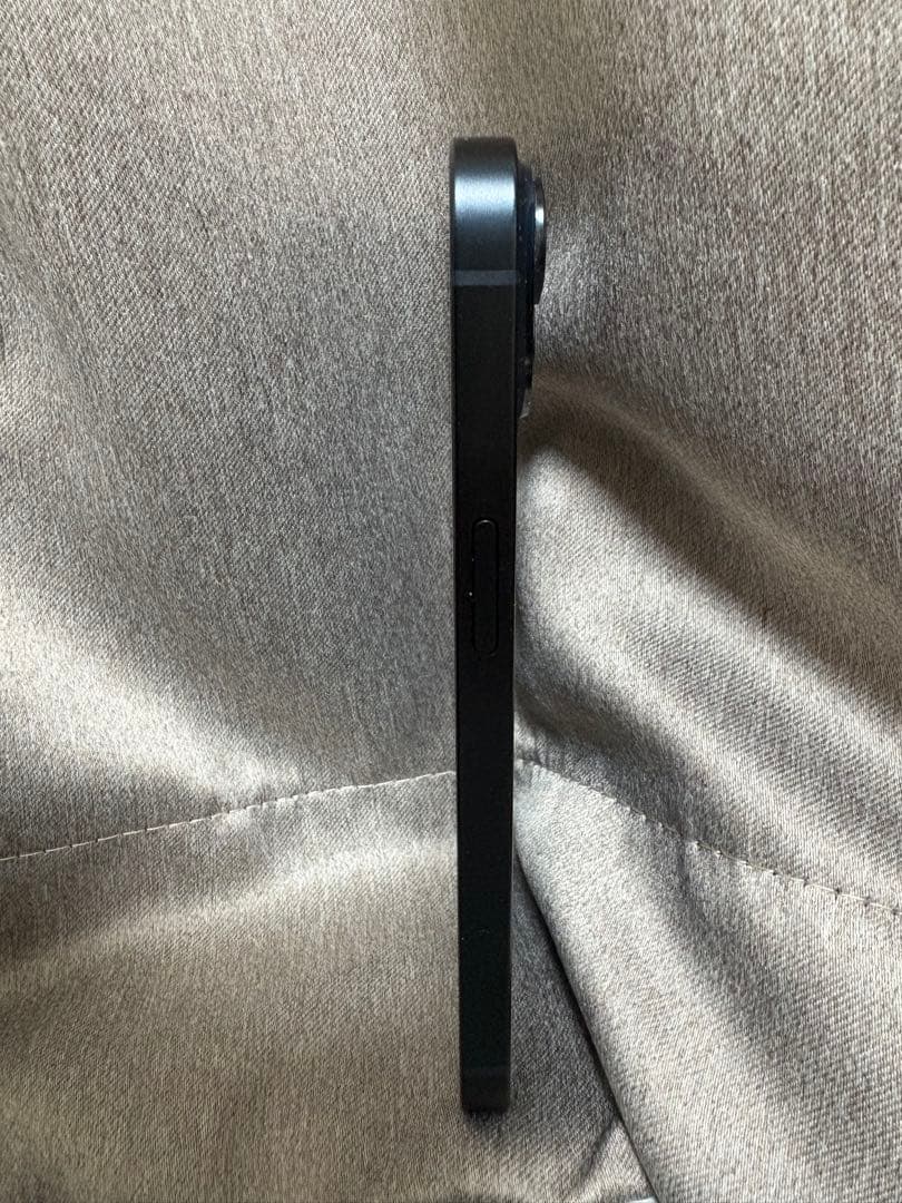 Apple iPhone 14 128GB ミッドナイト