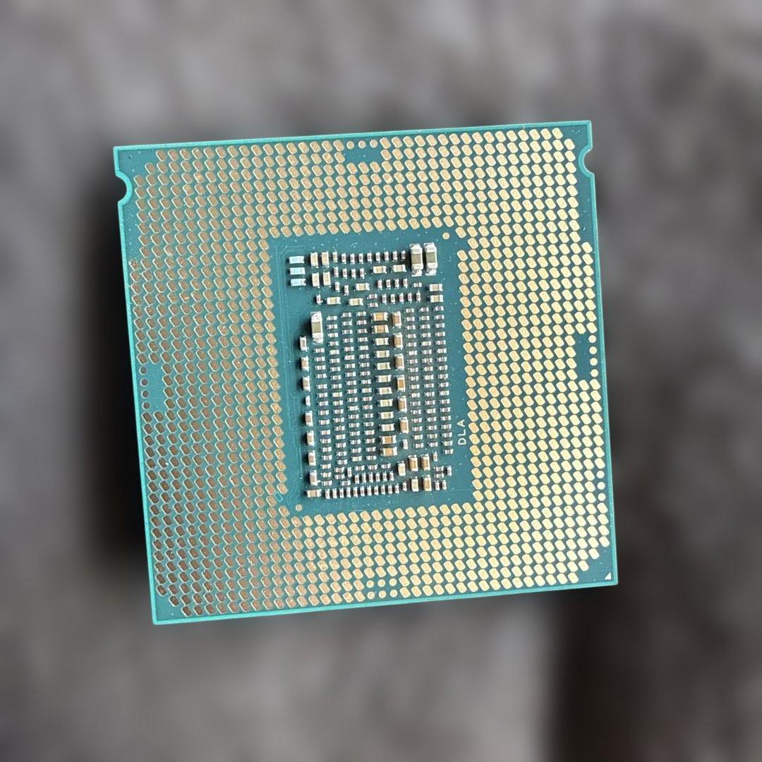 Intel Core i7-9700 CPU 【動作品】