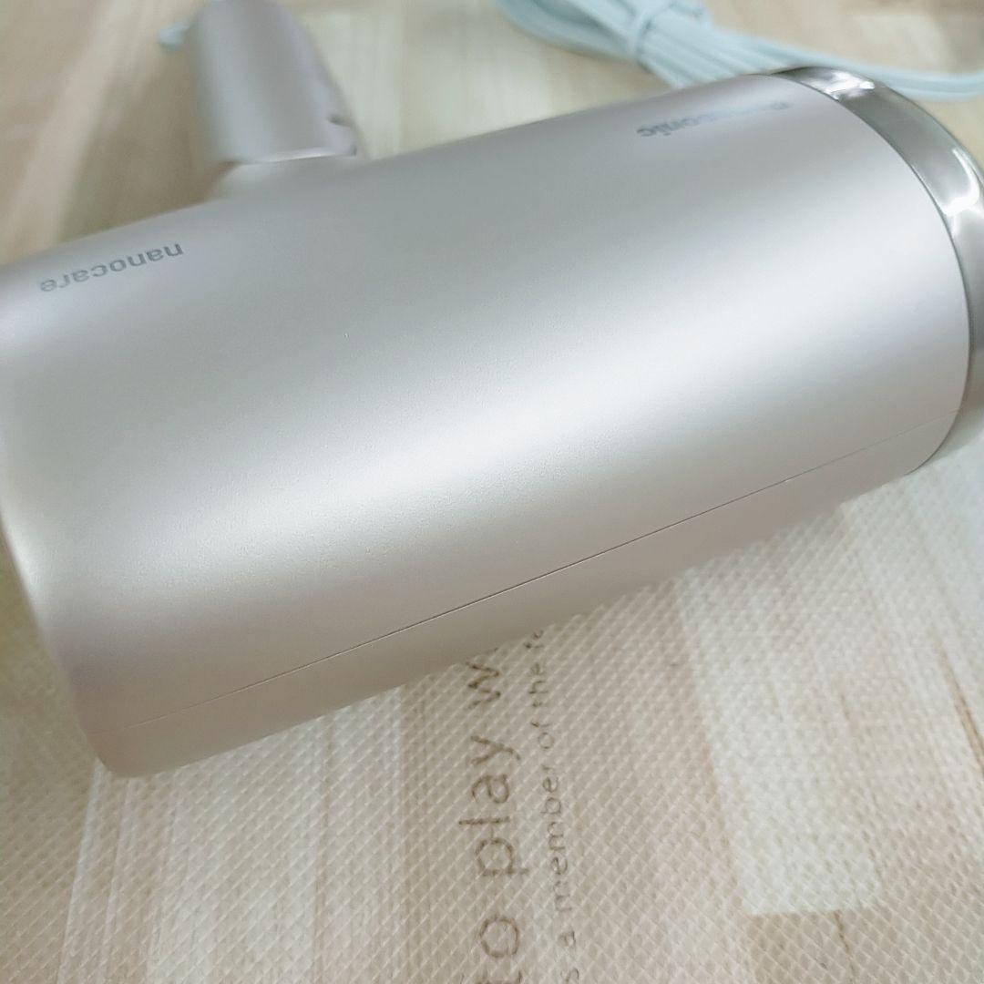 ほぼ未使用○最新モデル Panasonic ナノケア ドライヤー EH-NA7M