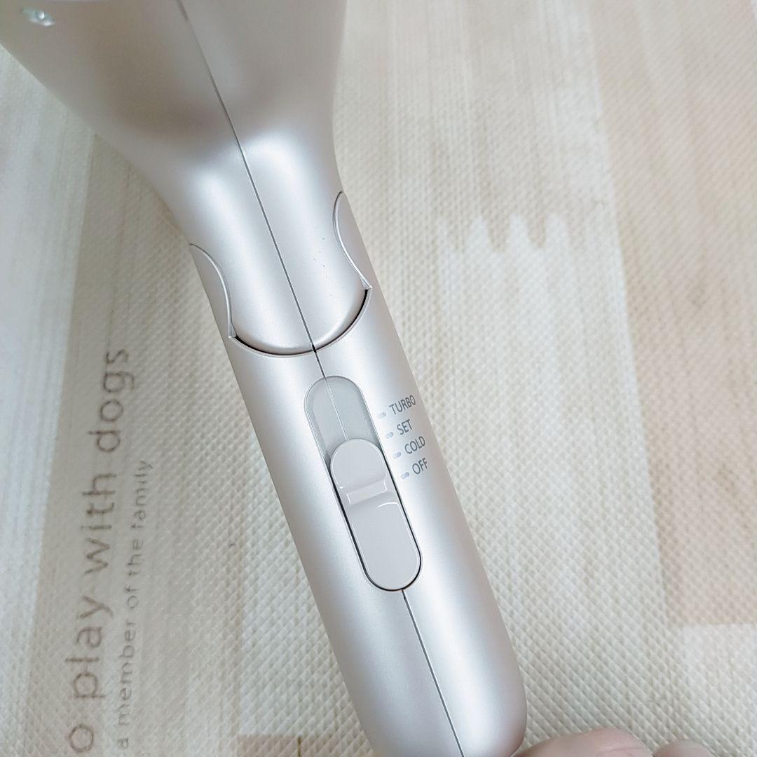 ほぼ未使用○最新モデル Panasonic ナノケア ドライヤー EH-NA7M