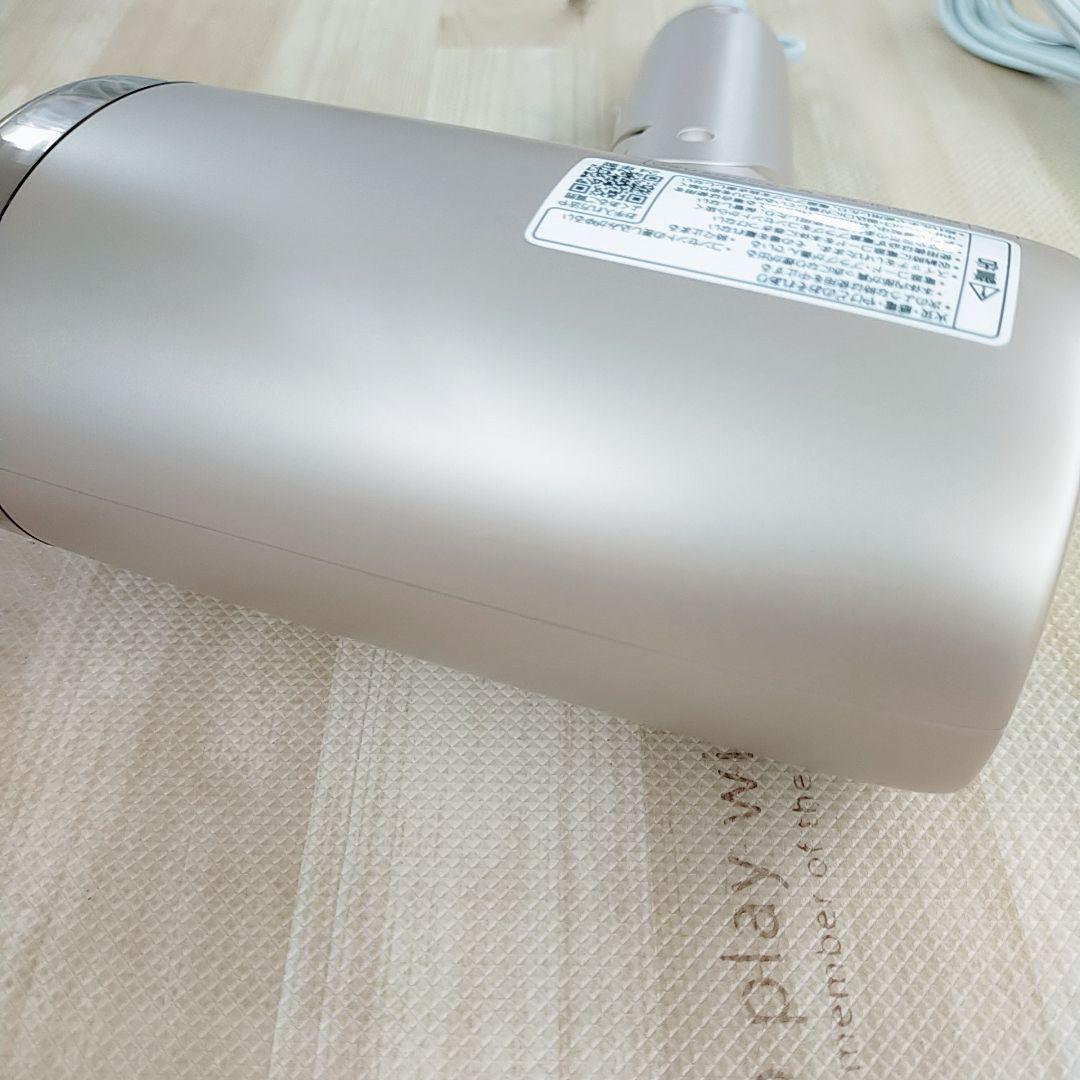 ほぼ未使用○最新モデル Panasonic ナノケア ドライヤー EH-NA7M