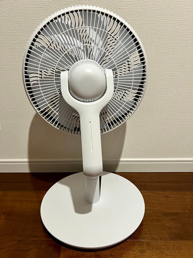 美品■duux Blade(ブレード)DXCF23JP(WT)バッテリーパック付