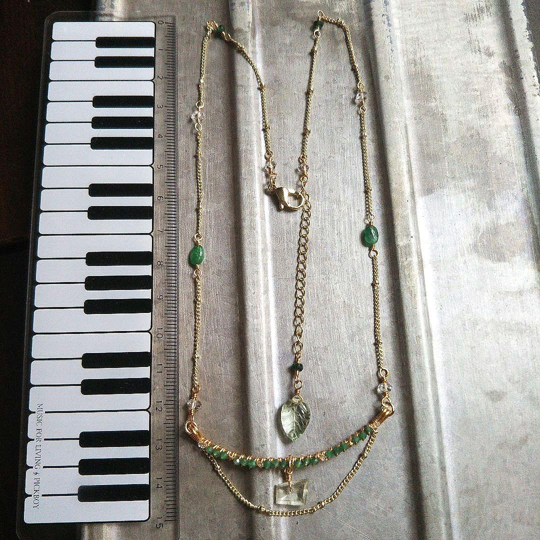 高品質 エメラルド 稀少石 リビアングラス ネックレス 限定品