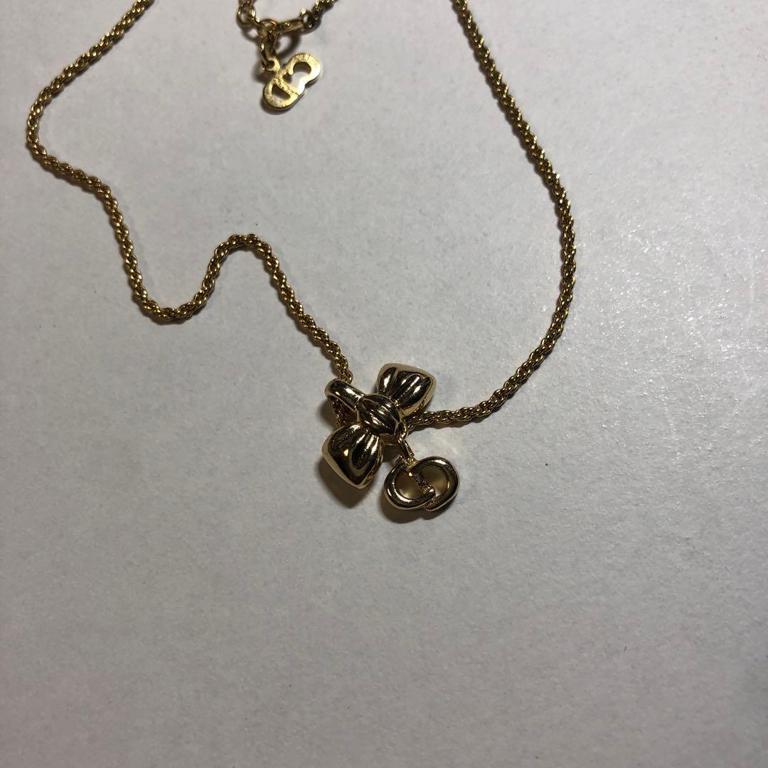 は*か様 794 希少　クリスチャンディオール　ゴールド ロゴ　リボンネックレス