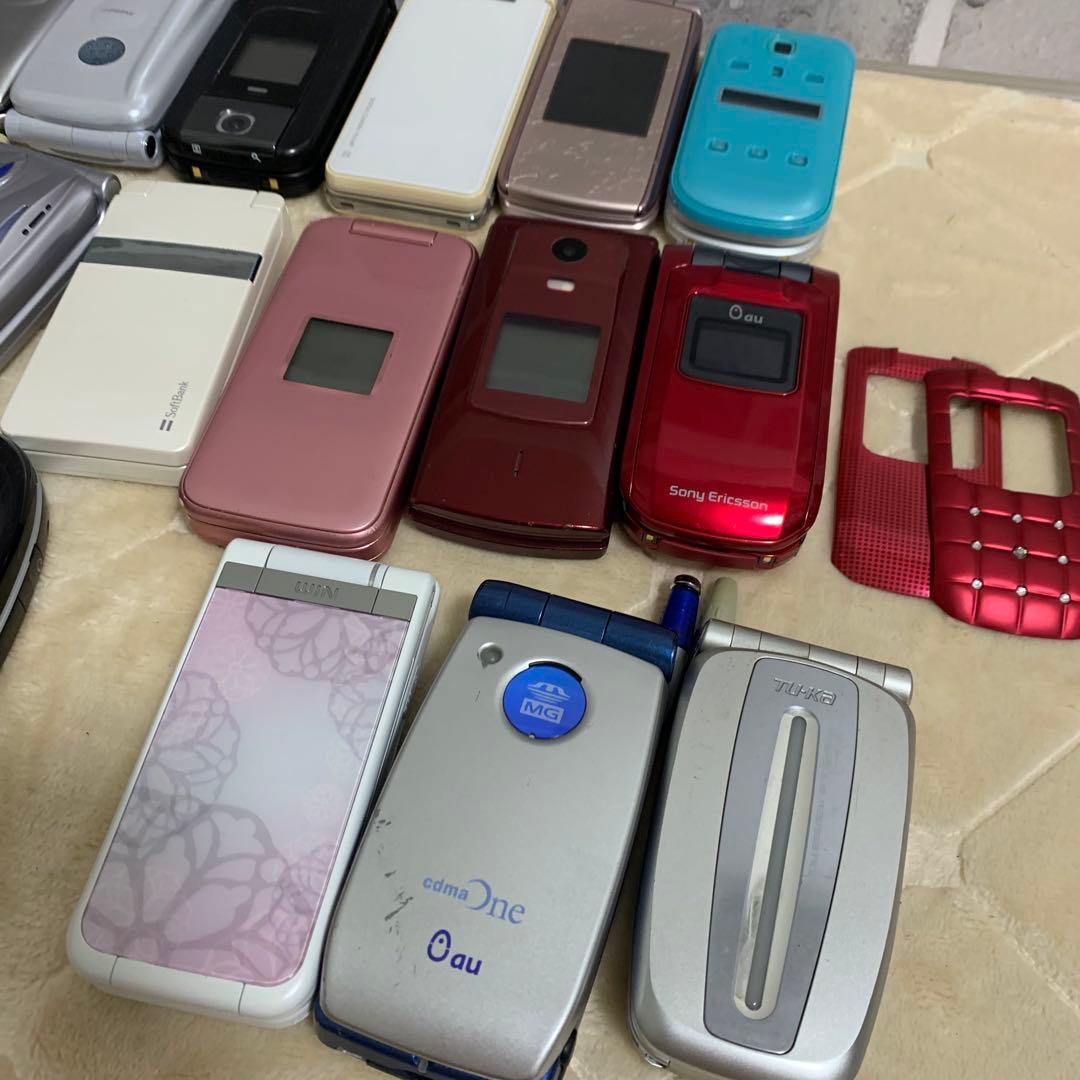 ガラケー／携帯電話 22点まとめ売り セット　動作未確認