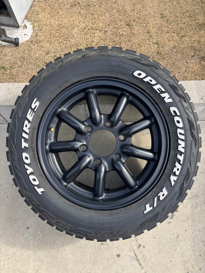 ファブレス　ヴァローネ　MC-9 16インチ 4本セット