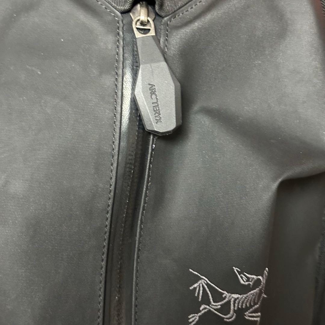 Arc'teryx ブラック リュック　銀刺繍