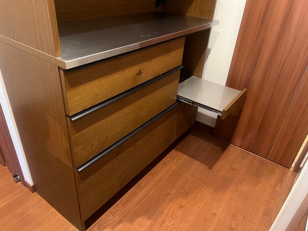 【配送料込】クラッシュゲート 関家具　食器棚　キッチンボード カップボード