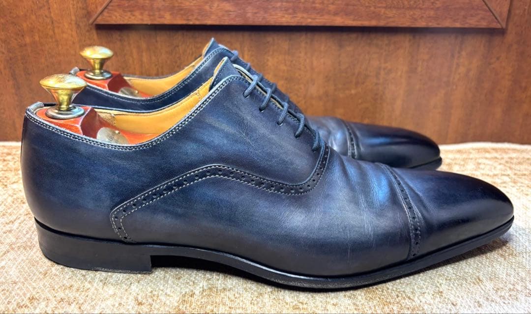 美品MAGNANNI マグナーニEU41(26) ストレートチップ鏡面磨
