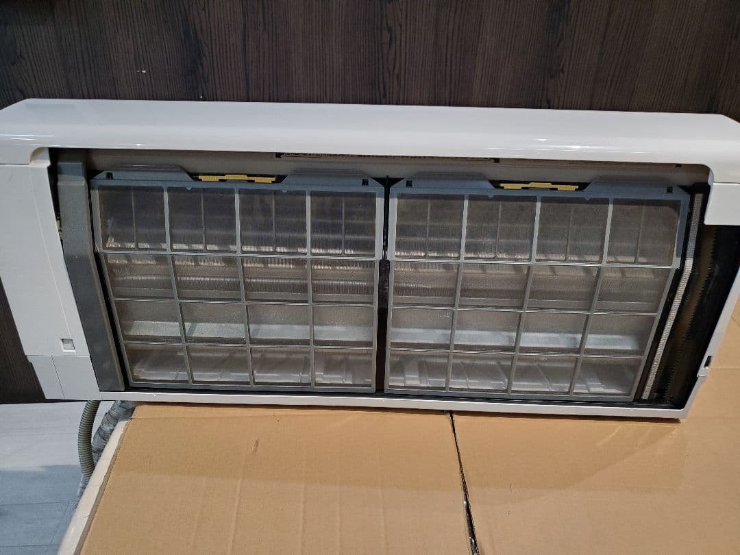 日立　ルームエアコン　RAS-SE40M2 2022年　200v