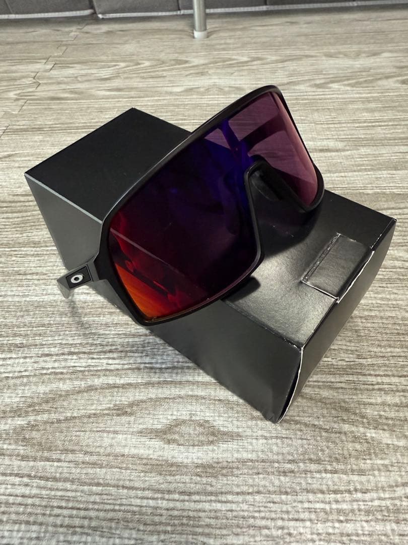 オークリー　SUTRO S