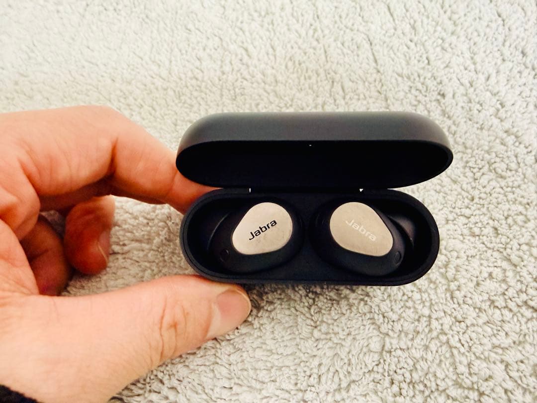 【美品】Jabra Elite 10 ワイヤレスイヤホン チタニウムブラック