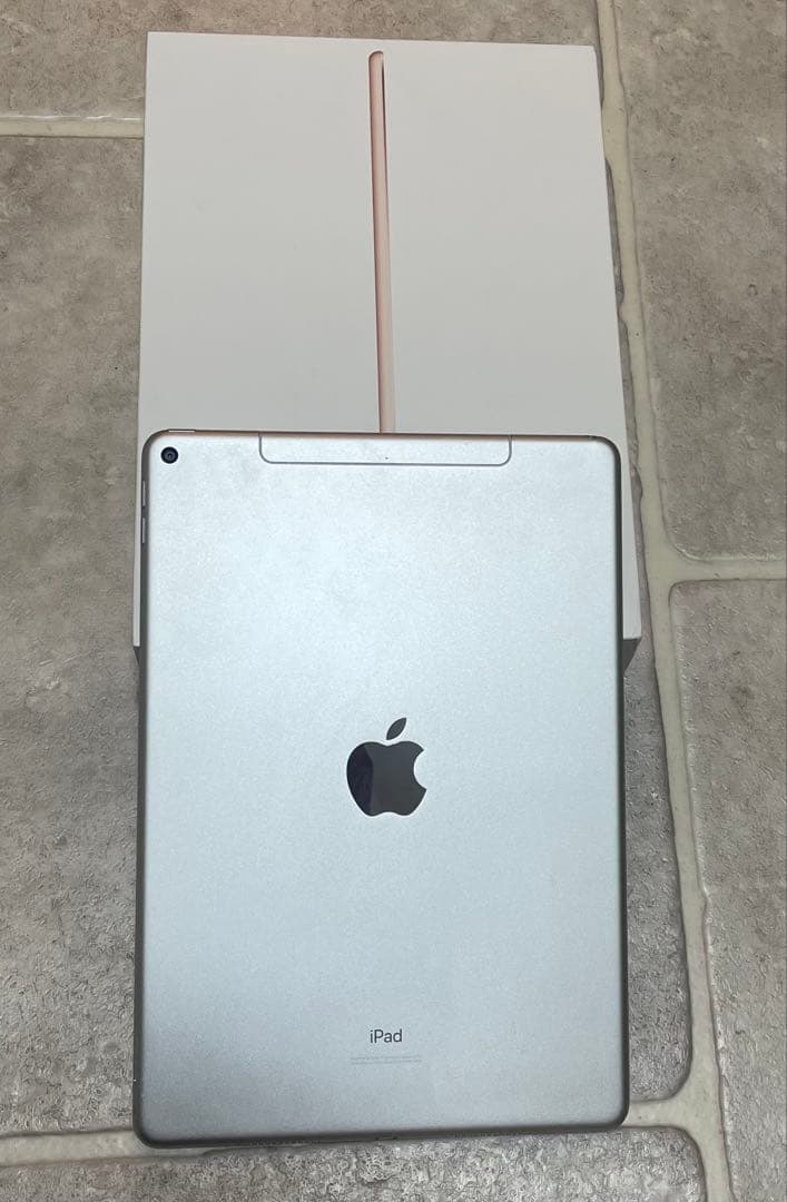 iPad Air3 64GB SIMフリー